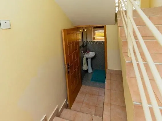L&R Homes Καμπάλα 0*,  Ουγκάντα