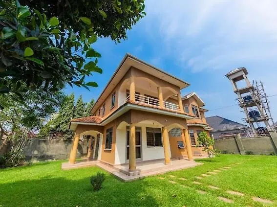 L&R Homes Καμπάλα 0*,